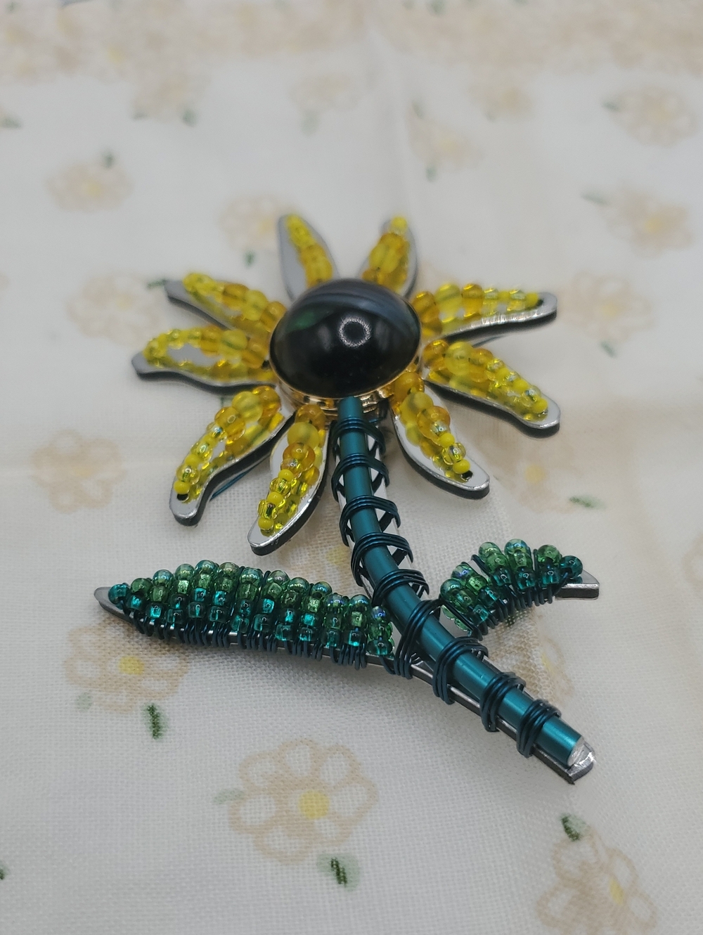 Liztech Reflective Flower Brooch